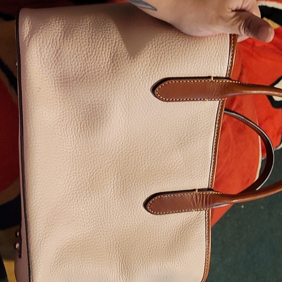 Dooney and Bourke leather bag - Picture 4 of 5